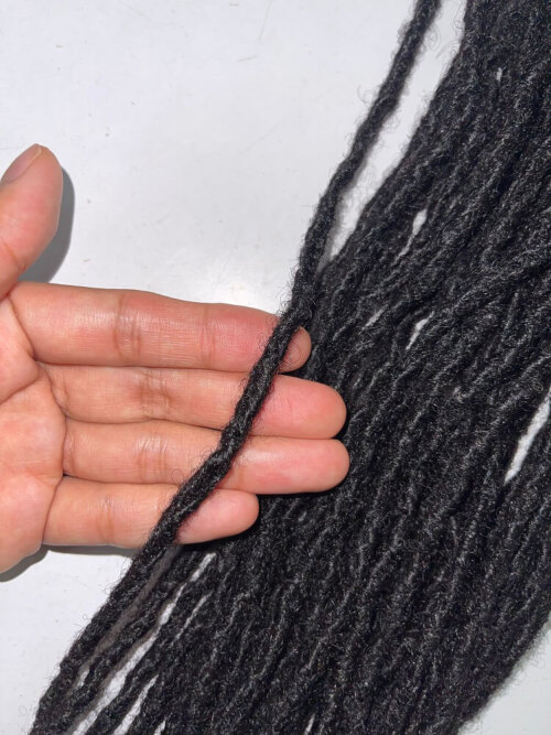 hohodreads Interlocked Locs